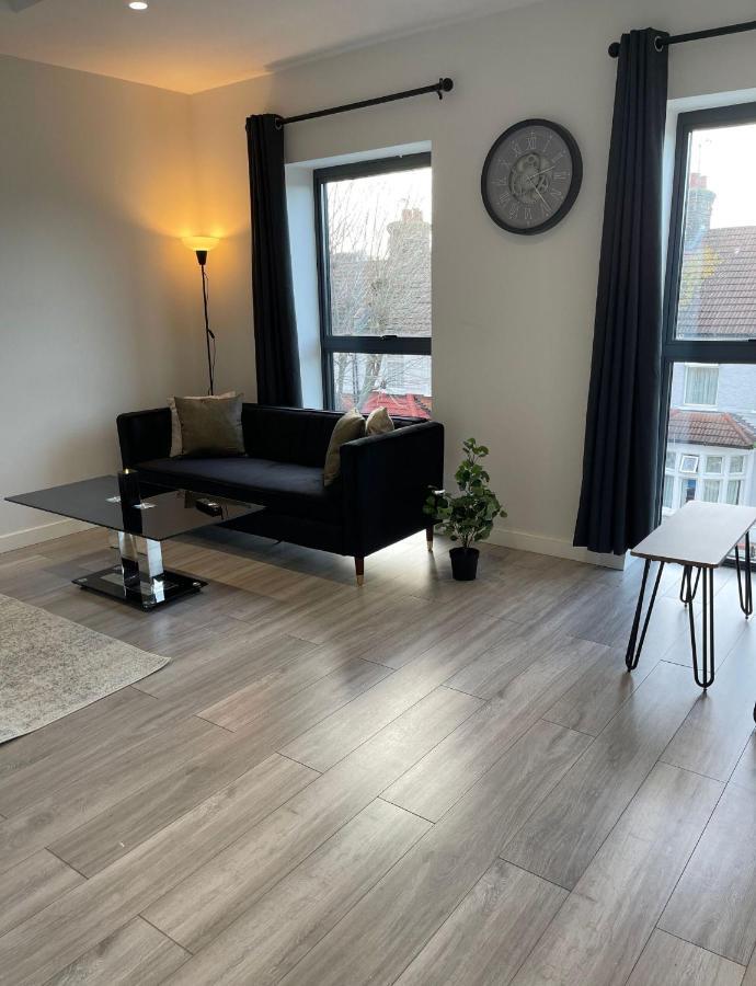 Stratford Apartment With Balcony Londyn Zewnętrze zdjęcie
